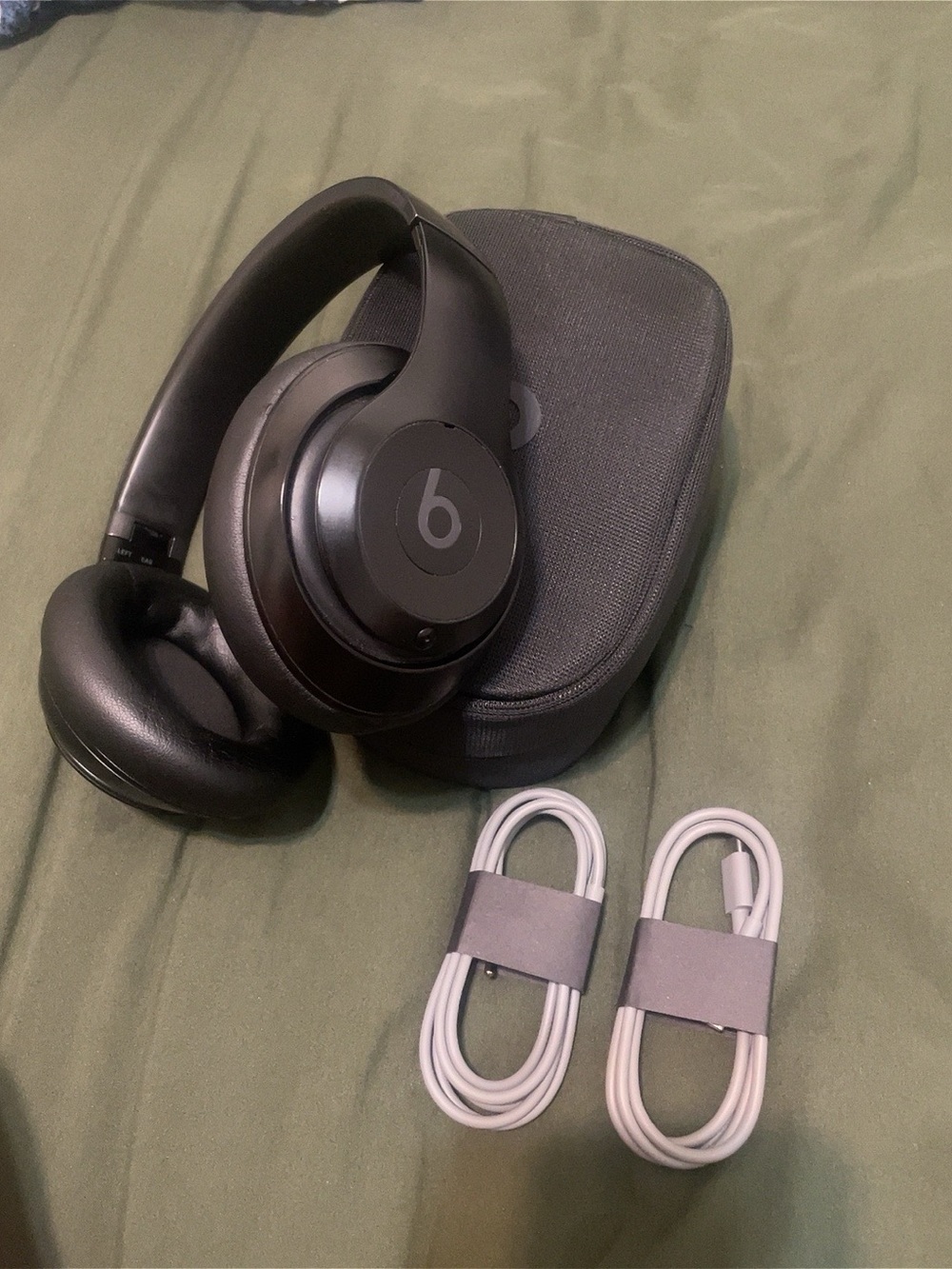 Beats Studio pro